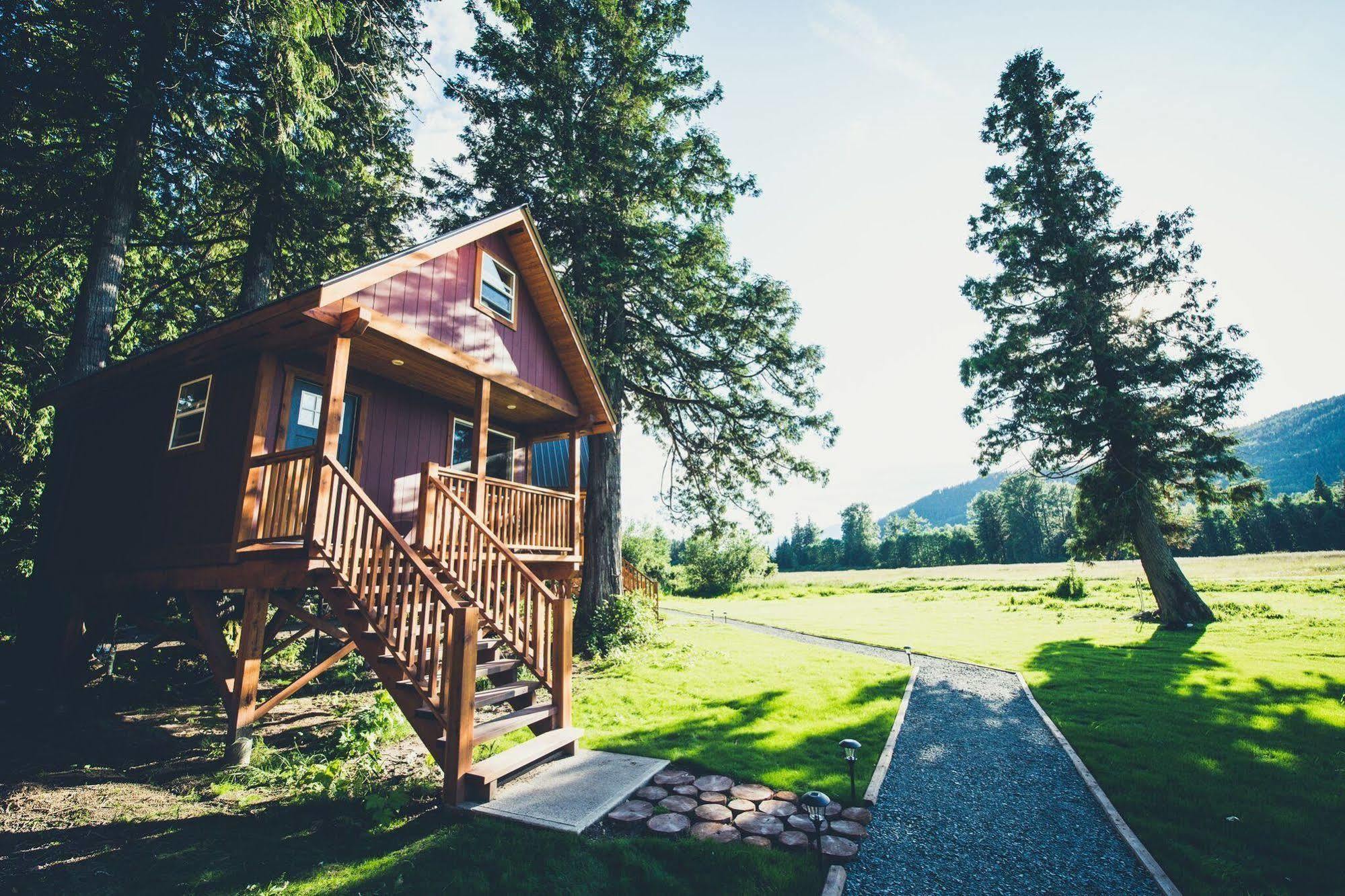 Hidden Acres Farm And Treehouse Resort 테라스 외부 사진
