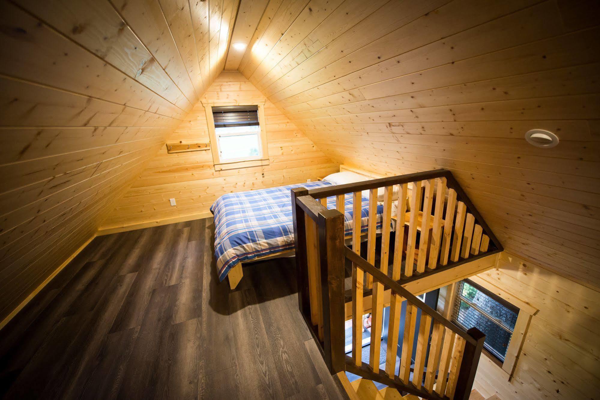 Hidden Acres Farm And Treehouse Resort 테라스 외부 사진