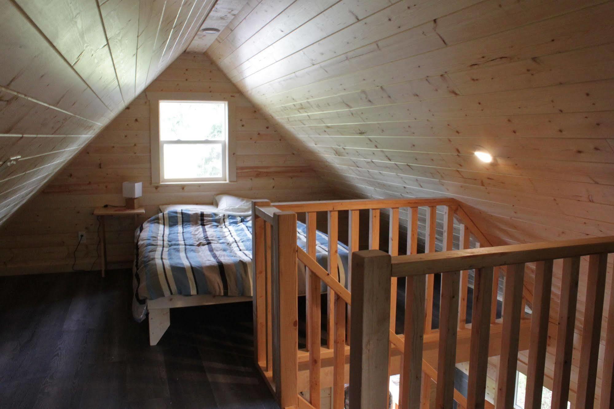 Hidden Acres Farm And Treehouse Resort 테라스 외부 사진
